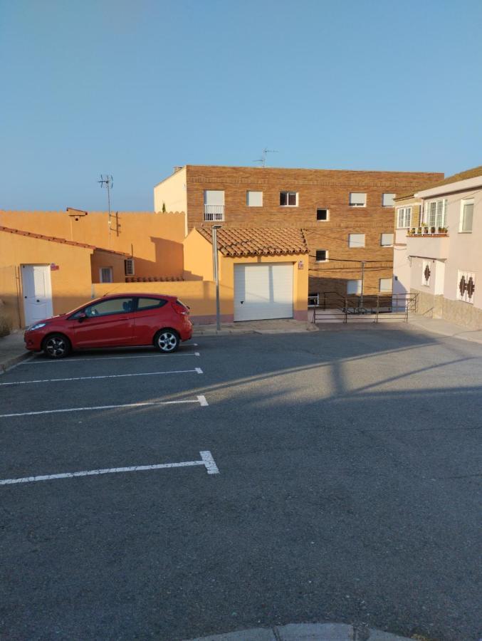 Apartamentos Canana De Vega Flix Buitenkant foto